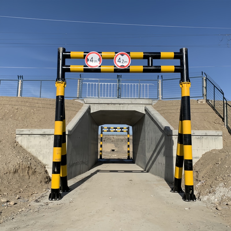 涵洞限高架